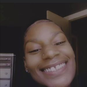 Meet your Posher, Sophia